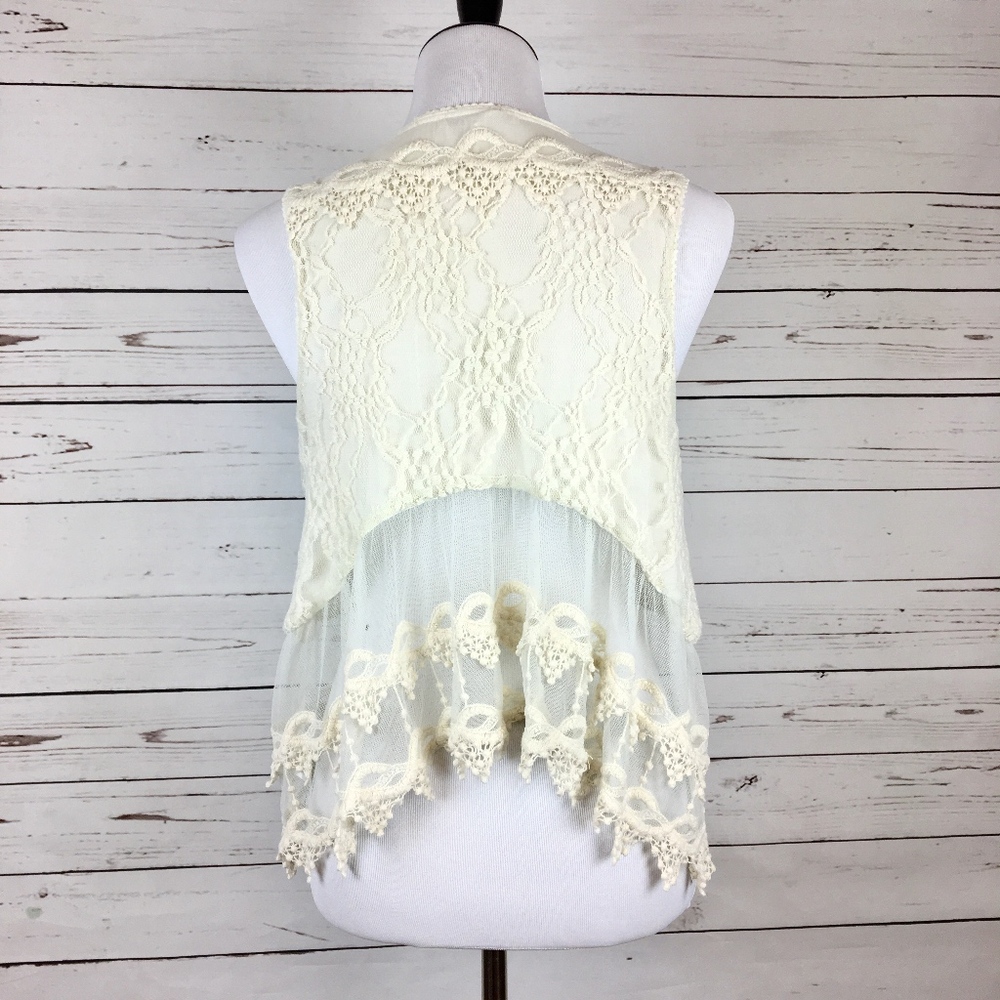 Miss Me Essential Lace Vest M - Picture 6 of 8